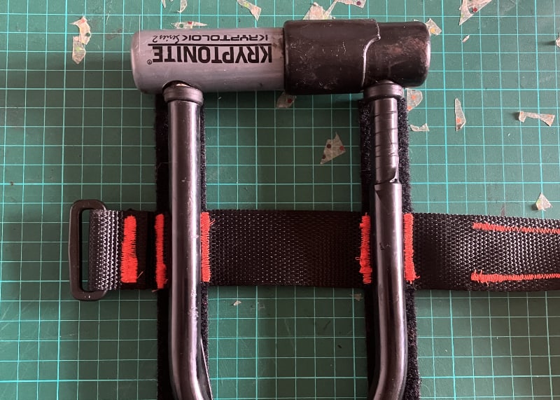 Photo du u superposé au ruban